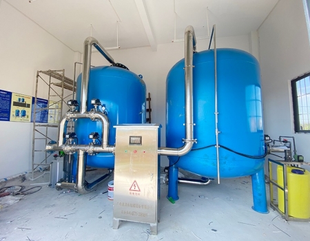 曲靖勐永镇50吨压力式一体化净水设备